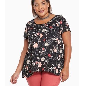 Torrid floral print pleated back top
